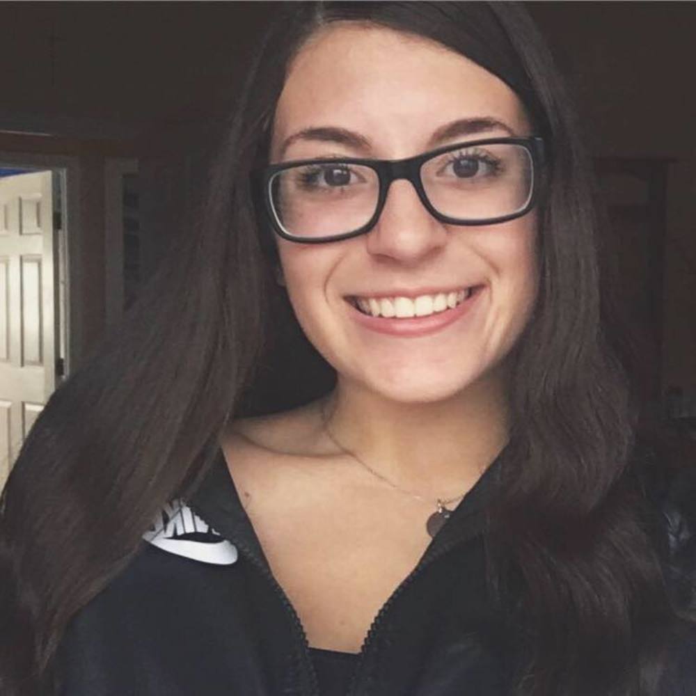 Meet your Posher, Lily